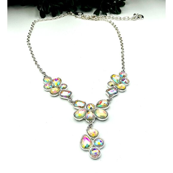 Silver Tone Floral Iridescent Resin Necklace - Picture 1 of 7